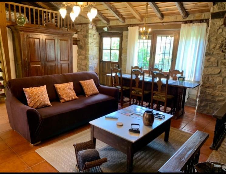 La Casita De Cuestallano Renedo De Cabuerniga Екстериор снимка